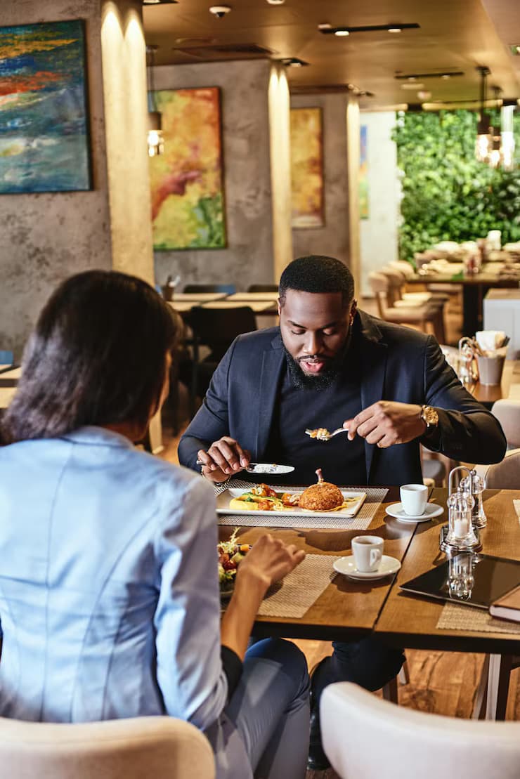 Restaurants & cafes